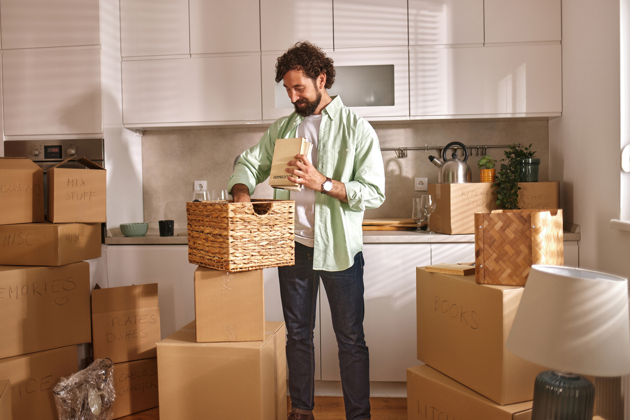 Benefits of Hiring Professional Bond Cleaners When Moving Out