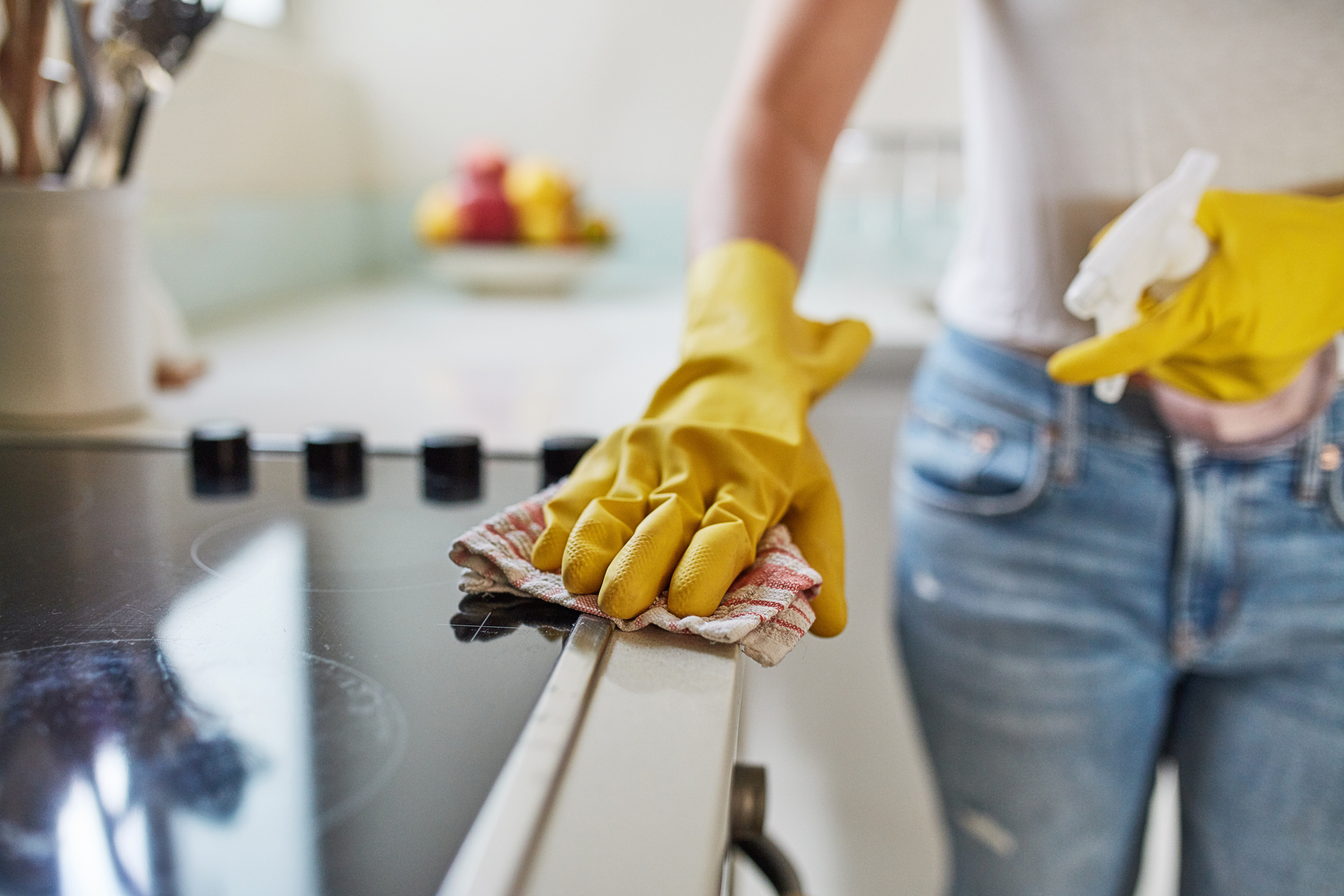Kitchen Cleaning for Bond Returns: A Room-by-Room Guide